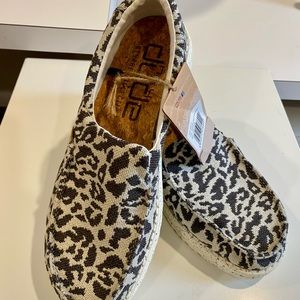 Hey Dude - Misty Cheetah print